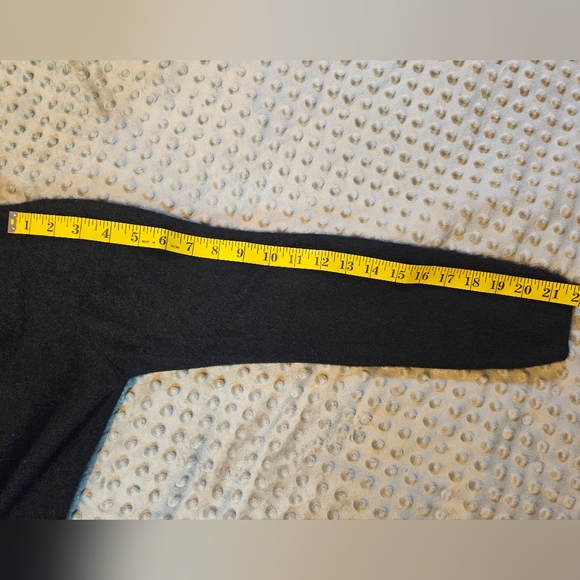 Classic Timeless Black Cashmere Women's Sweater Quiet Luxury Buttons Soft - Picture 9 of 13